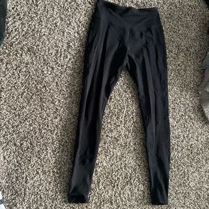 Full length black alo leggings size 4 (M)
